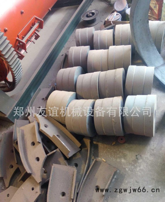 耐火材料专用雷蒙磨粉机（高锰钢、耐磨合金钢）磨辊、磨环