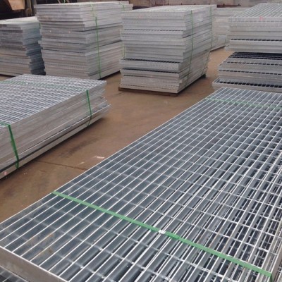 星贝供应楼梯防滑钢格板 钢格栅厂家批发工业耐压钢格板道路沟盖板 星贝金属网