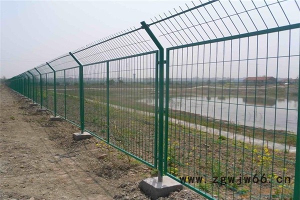 河北厂家供应高铁2.76*1.7铁路防护栅栏金属网片 铁路封闭加高加密网护栏价格图3