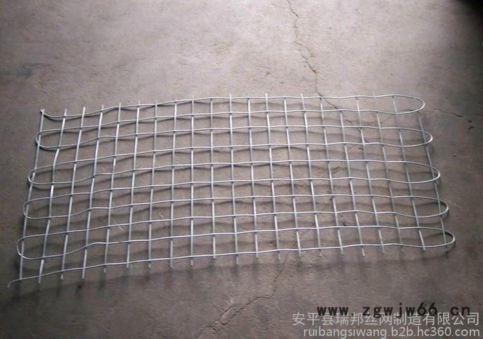 瑞邦提供煤矿经纬网、经纬金属网、经纬网、矿用平行网、镀锌经纬网、煤矿巷道用经纬网