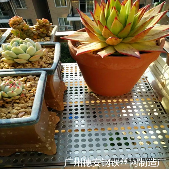 穗安不锈钢冲孔板网 菱形网板 微孔穿洞网板 幕墙装饰洞洞板 菱形金属网板 网孔板镀锌 音响铁网版 密孔板网厂价直销 定制图4