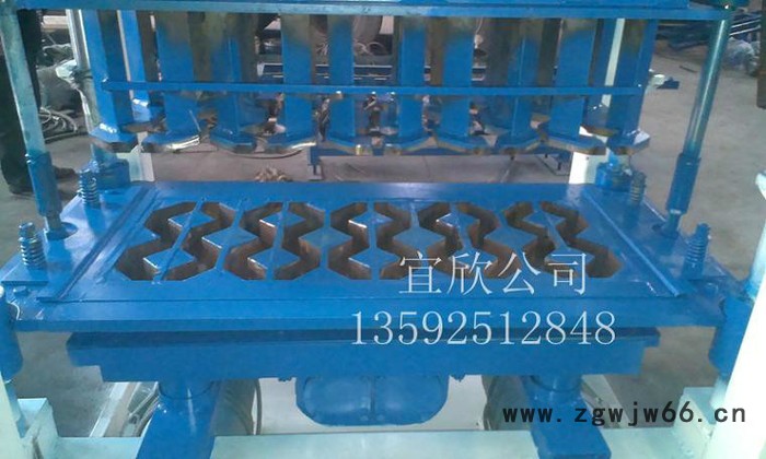 河南宜欣3-15小型盲道砖机 可加工定做条纹盲道砖机模具 耐磨警示盲点砖机模具图7