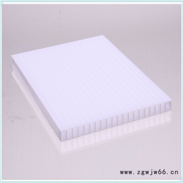 广东佛山透明蓝色搭棚材料阳光板pc采光板隔音材料雨棚阳光板材图6