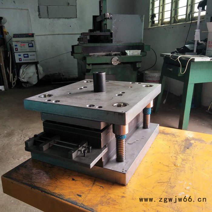 【文祥】LH-66五金模具 级进模具厂家欢迎来图来样定制及冲压件加工图2