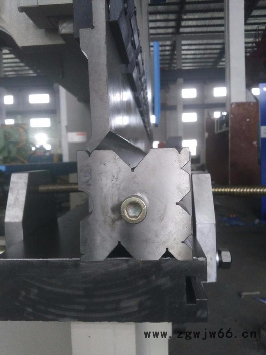 马鞍山市锦缎重工机械科技有限公司 折弯机上下模 安徽折弯机上下模折弯机模具加工图2