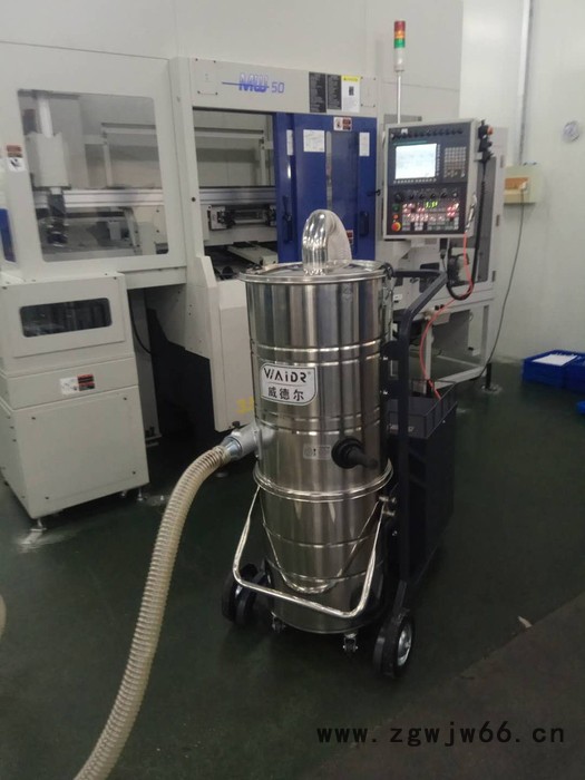 模具加工车间用吸尘器吸铁屑焊渣油污用移动式2200W吸尘设备长时间设备配套吸尘器图2