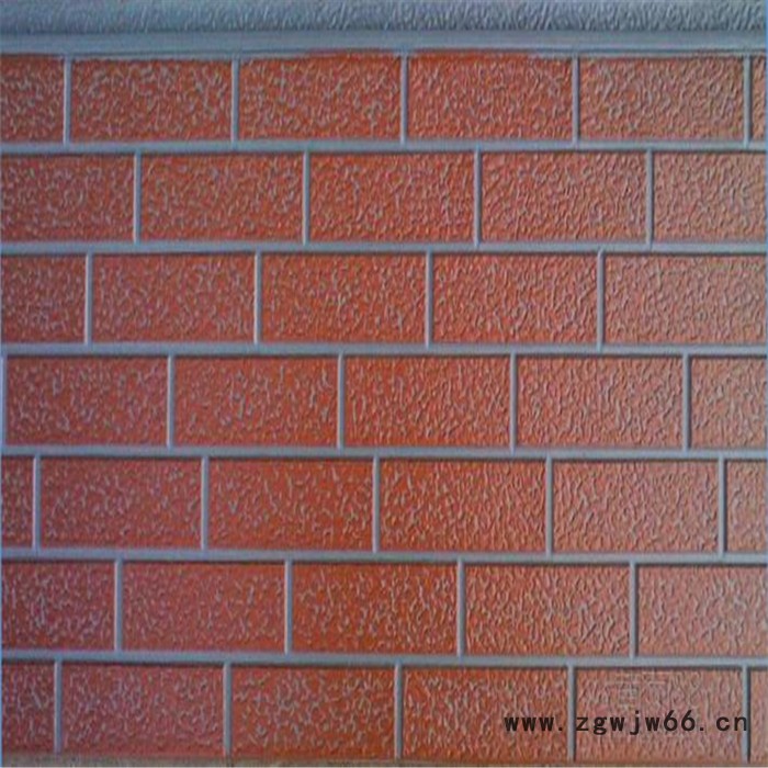 济南保温材料有限公司专业生产轻钢别墅外墙金属雕花保温板，金属雕花板厂家，聚氨酯保温板，欢迎来电咨询