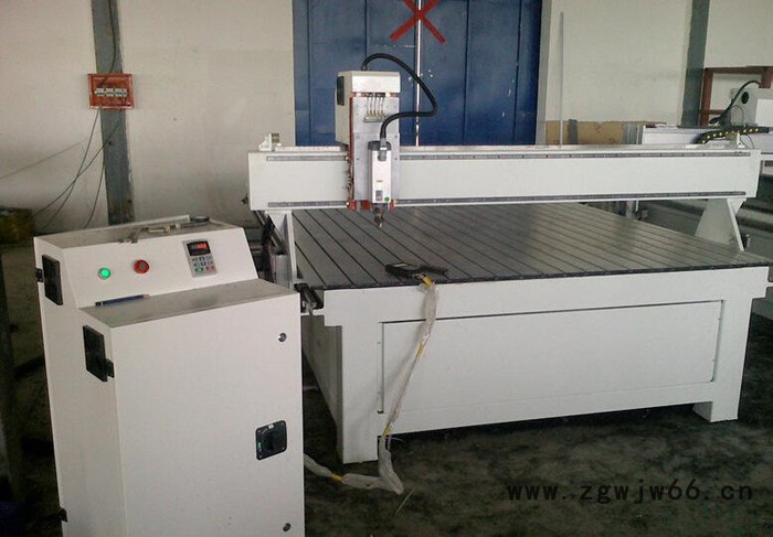 济南数控电脑木工雕刻机|模具雕刻机|加工中心|木工雕刻机1325图3