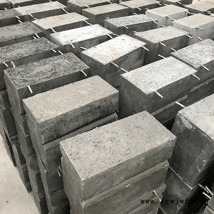 预制刚玉电极圈大块砖 免模具费用 预制成型 定制加工回转窑出窑口用刚玉碳化硅耐火预制砖 炉门口大砖 刚玉浇注料图2