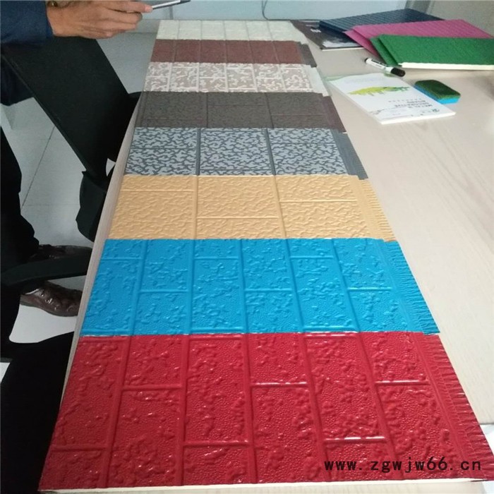 ** 内外墙保温装饰板新型保温材料金属雕花板外墙干挂板图2