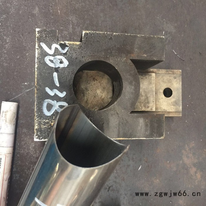 盈通 方管冲弧模具 方管切断模具 冲孔模具  模具加工厂 模具定制图3