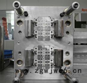 塑胶模具/精密模具/塑胶外壳/模具设计制造/模具加工/模具开图3