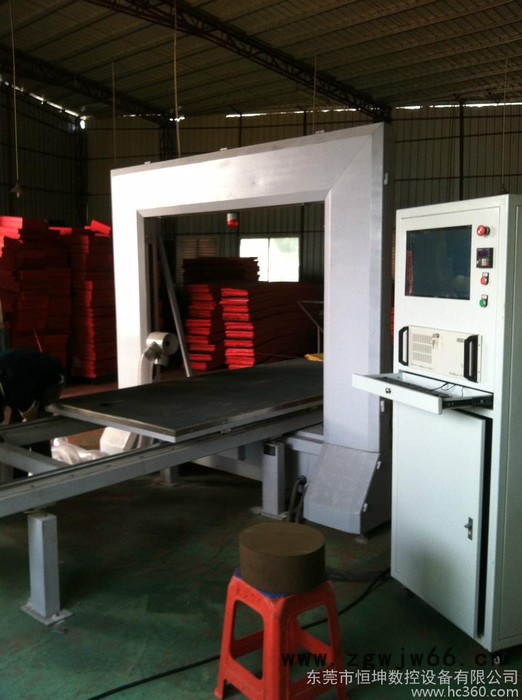 数控海绵切割机 异型海绵切割机 海绵生产线 EVA开料机 海绵开料机 保温材料切割图2