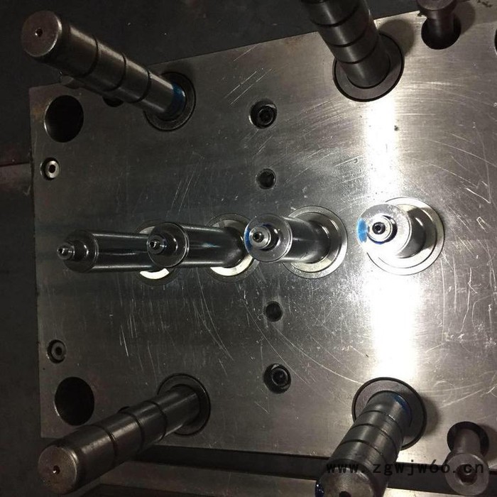 吹瓶模具加工 吹塑模具PP瓶模具制造5L中空塑料吹瓶机模具塑料瓶图2