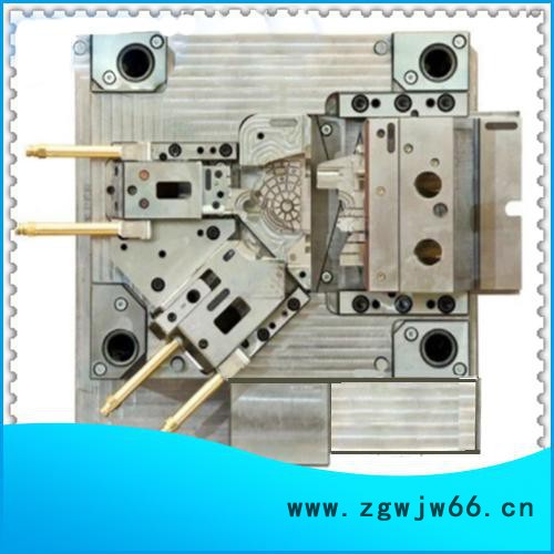 福三模具**塑胶模具 塑胶模具外壳  东莞模具加工 塑胶模具 质量保证欢迎来电咨询图8