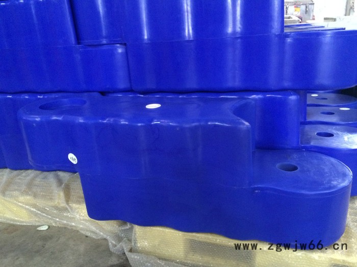 异形开发 滚塑模具 滚塑模具加工图4