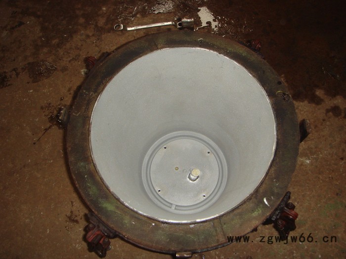 异形开发 滚塑模具 滚塑模具加工图6