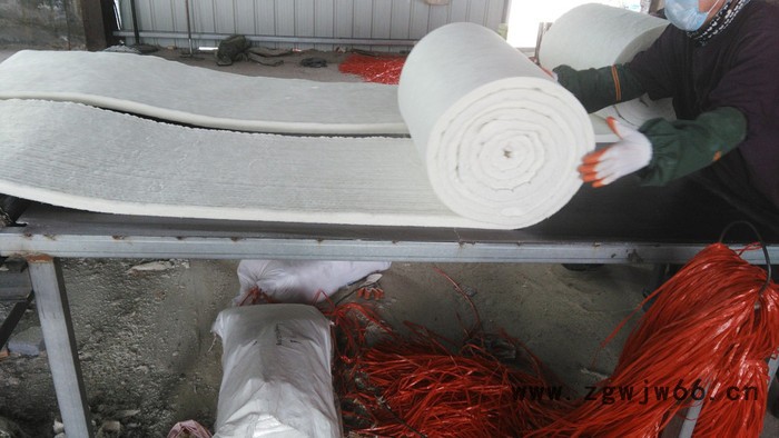 恒盛 耐火保温材料有限公司专业生产硅酸铝陶瓷纤维毯等耐火制品   **图3