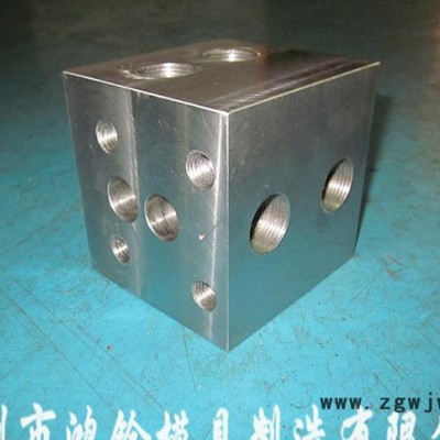 鸿铨模具定制加工 深孔加工 路油块