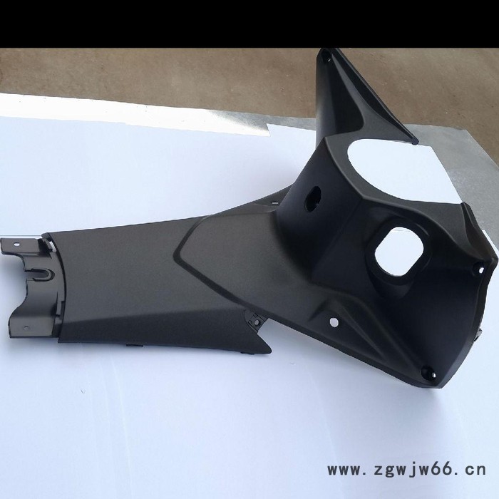 精密塑料模具加工图3