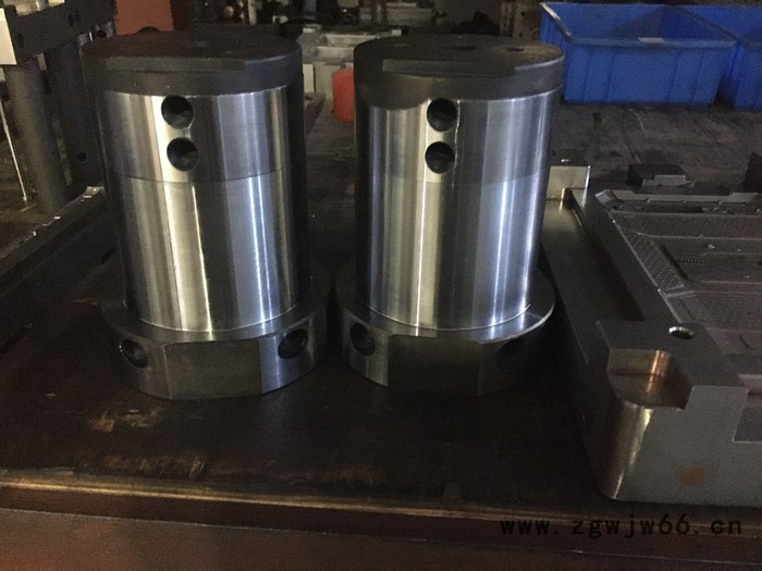 铝合金压铸模具浇口套来料加工 机械加工图2