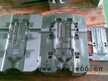 奥瑞迈  供应  铝型材模具  注塑模具加工