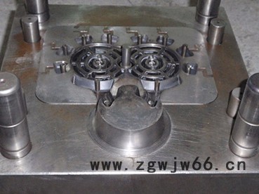 奥瑞迈  供应  铝型材模具  注塑模具加工图2