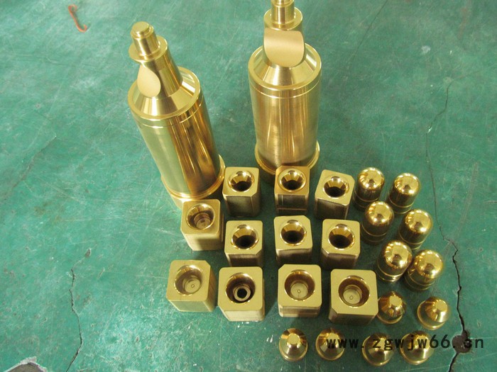 五晶真空纳米镀钛 模具耐磨表面处理加工图3