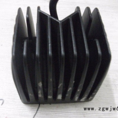 供应全部锌合金压铸、压铸件加工、压铸模具 锌合金压铸模具加工、汽车灯散热器压铸