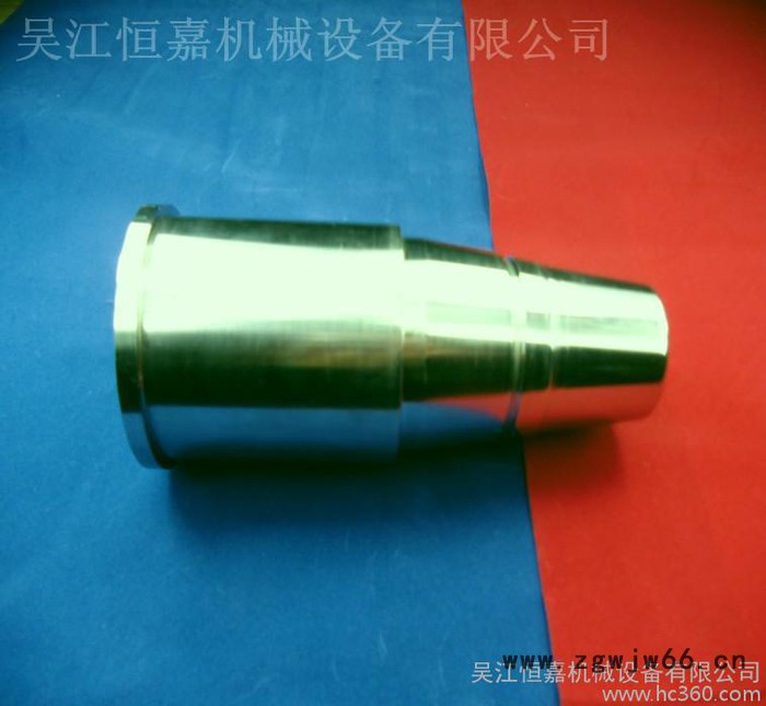 供应提供塑料模具加工、一次性杯模量大