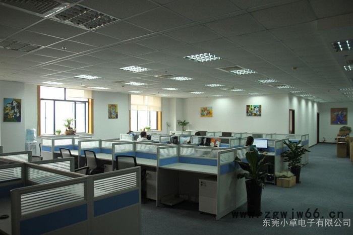 塑料壳注塑加工_灯罩加工_东莞注塑加工厂_塑胶模具图2