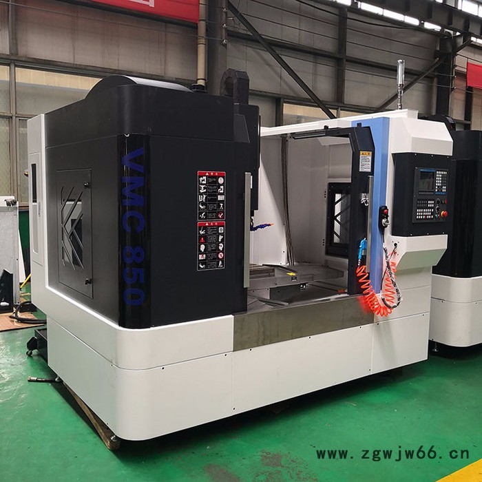 台数装备VMC850 立式加工中心  数控铣床 cnc加工中心  模具电脑锣床图6