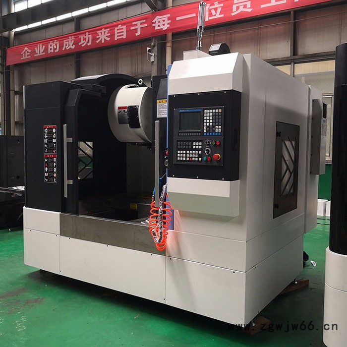 台数装备VMC850 立式加工中心  数控铣床 cnc加工中心  模具电脑锣床图2