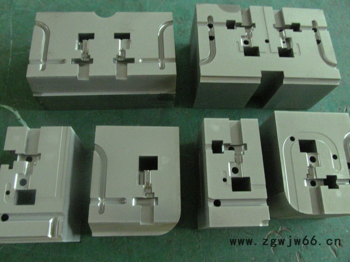 东莞五晶真空纳米镀钛镀铬 模具金属表面处理加工