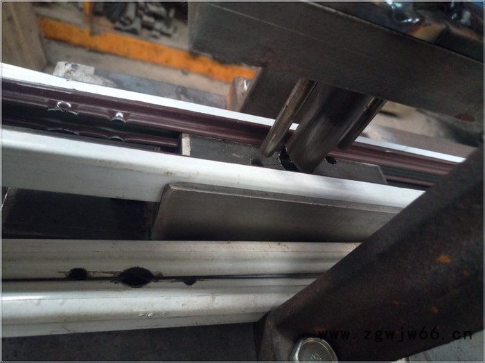 推拉式活动防盗窗加工模具 防盗窗模具图6