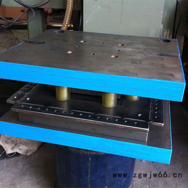 山东济南钣金冲压模具 不锈钢铝合金冲压模具制造 冲压件加工制造图4