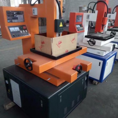 苏州富马DD703 型小孔机穿孔机模具打孔机注塑模汽车模具加工高速穿孔机 苏州富马小孔机