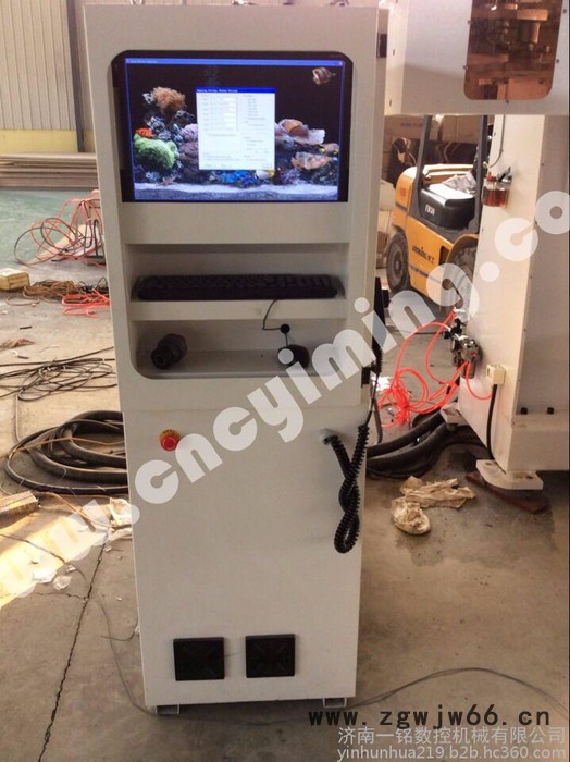 CNC智能数控小五轴加工中心三维曲面切割设备 模具加工保利龙图2