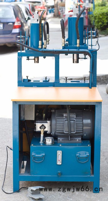 供应俊德隆液压冲孔机 自动冲孔机 冲孔机模具定做加工图3