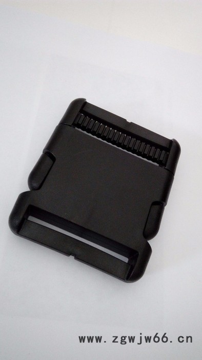 上海注塑，箱包配件，塑料扣，扣具，扣件开模具生产 可来样加工