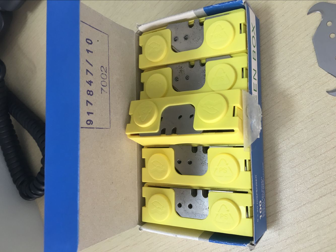 8F094F871BFE9C6D09F9BBA9D836A2