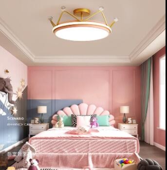皇冠吊灯卧室灯吸顶灯简约现代温馨浪漫轻奢北欧公主儿童房间灯具