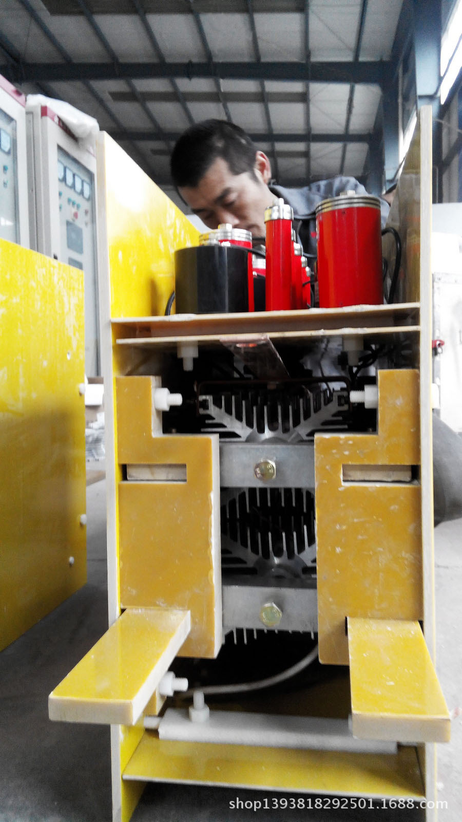 晶闸管软起动生产中