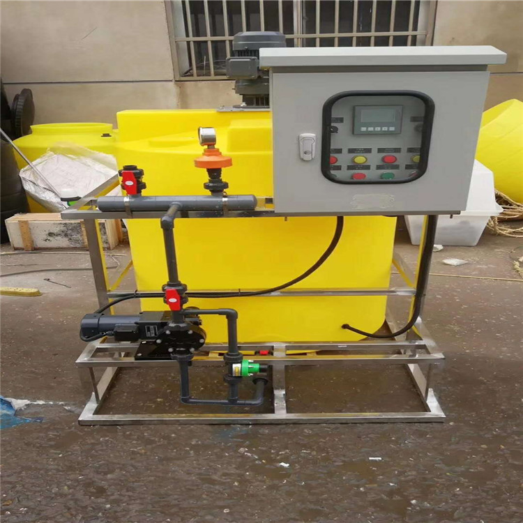 贺州带电机加药箱300升加药箱进口原料