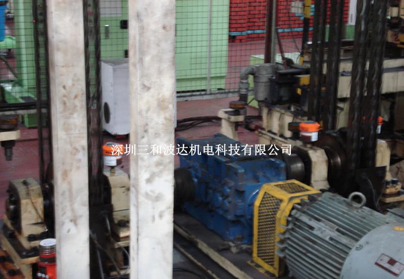 1081131945_909652887