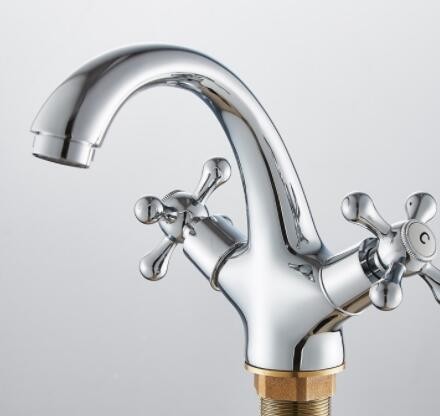 厂家批发直销家装建材水暖五金欧式银色镀铬台下盆面盆水龙头图2