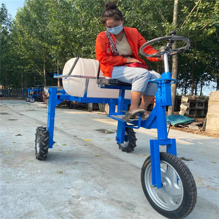 枝江宽幅多喷头打药机灵活自如