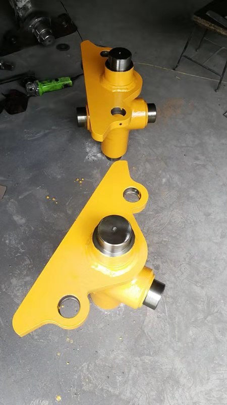 弘鼎工程机械 供应齿圈 徐工压路机洒水喷头厂家