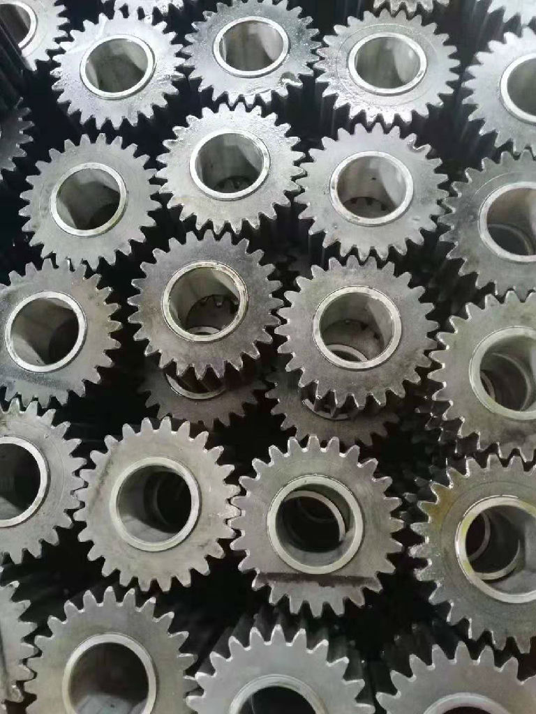 弘鼎工程机械 供应齿圈 徐工压路机洒水喷头厂家