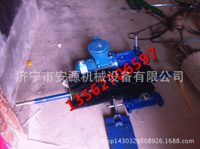 电动滚刷清扫器安源4